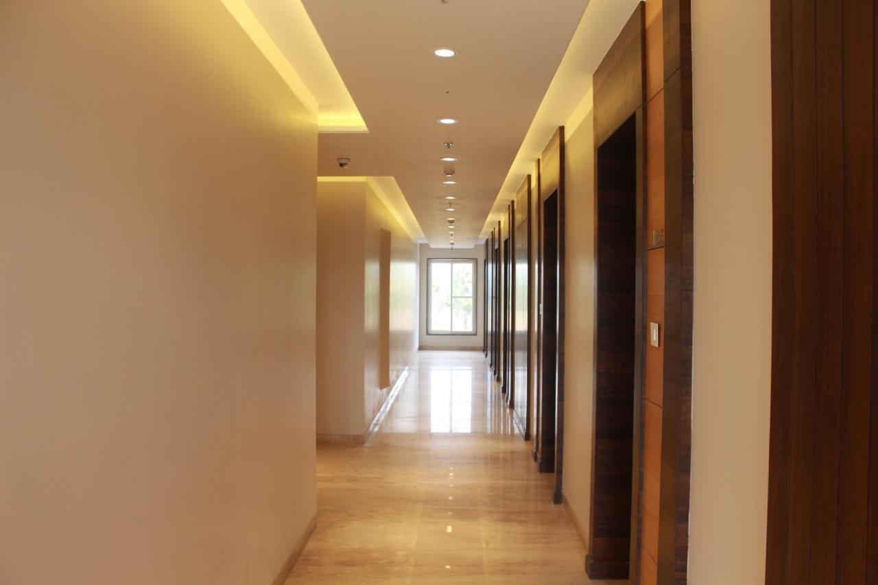 Hotel Rajhans Abhinandan Bhopal Extérieur photo