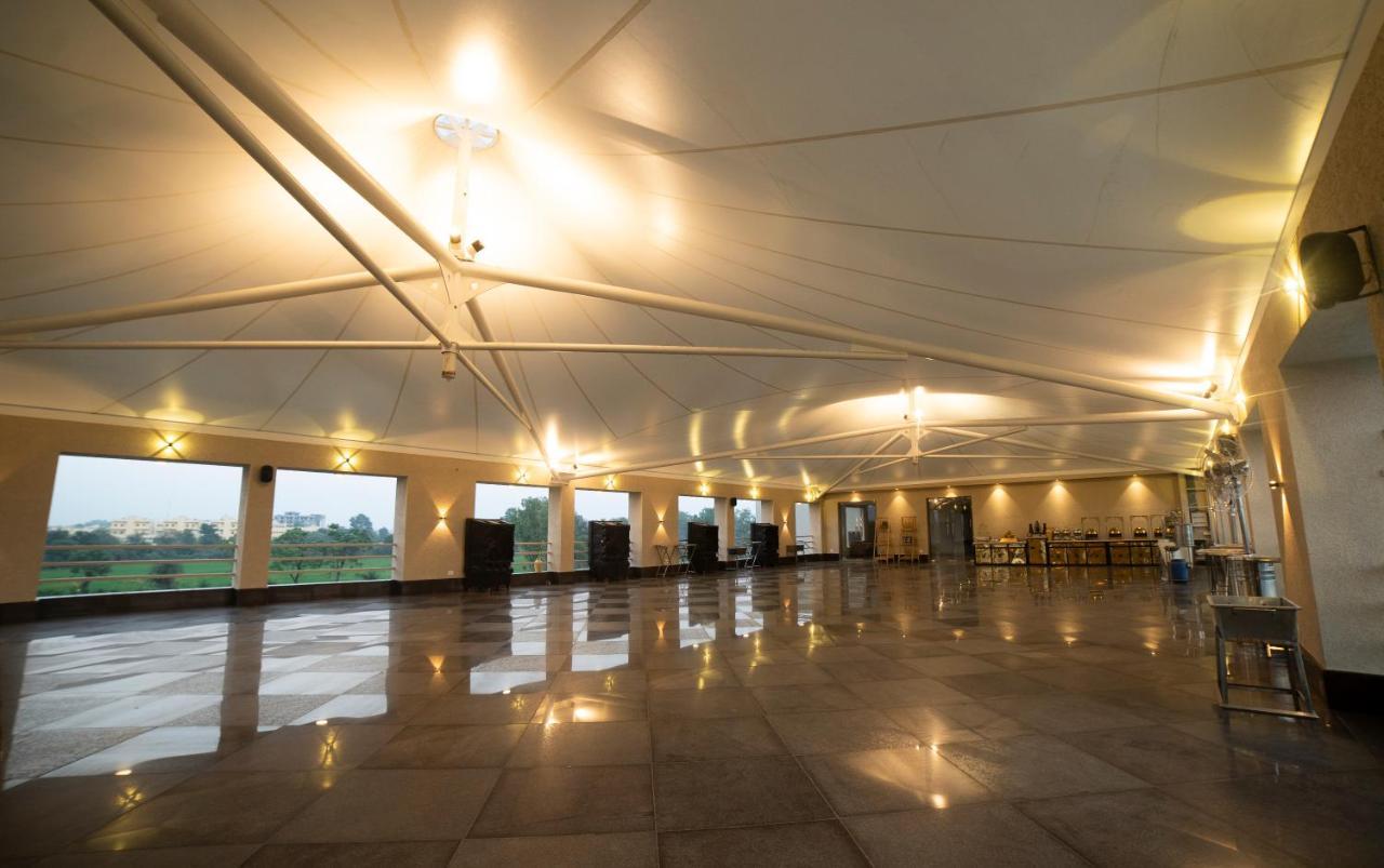 Hotel Rajhans Abhinandan Bhopal Extérieur photo