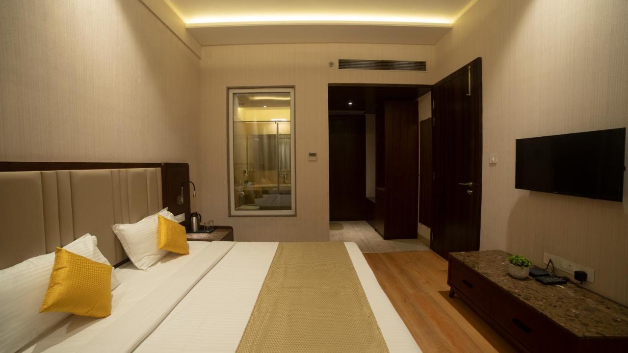 Hotel Rajhans Abhinandan Bhopal Extérieur photo